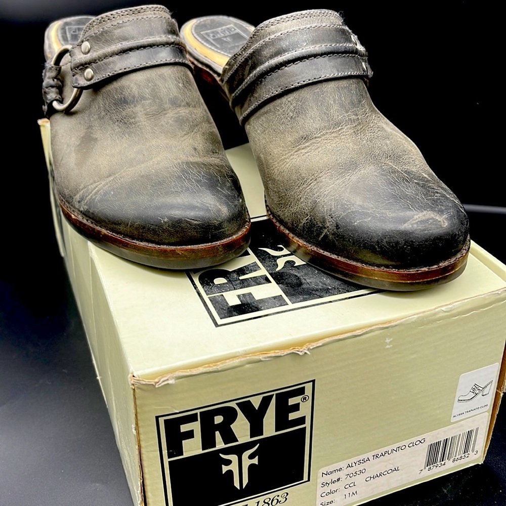 Frye Alyssa Trapunto Leather Clog